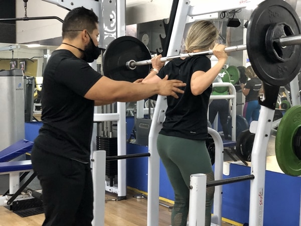 Atendimento presencial personal trainer hipertrofia