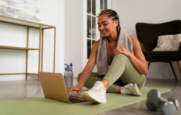 Treino em casa para iniciantes feminino