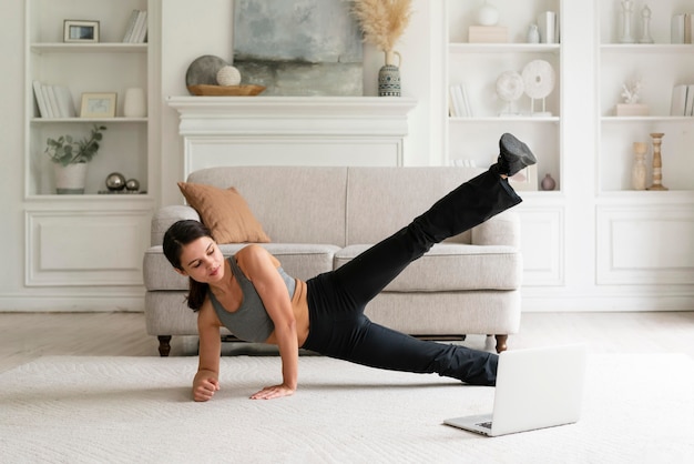 Treino para perder barriga em casa